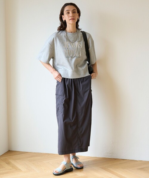 UNFILO(アンフィーロ)の「【吸水速乾/UVケア】ハーフスリーブ ロゴSWEAT(Tシャツ/カットソー・レディース・アイボリー系/ネイビー系/ライトグレー系・X-LARGE)」の12枚目の写真