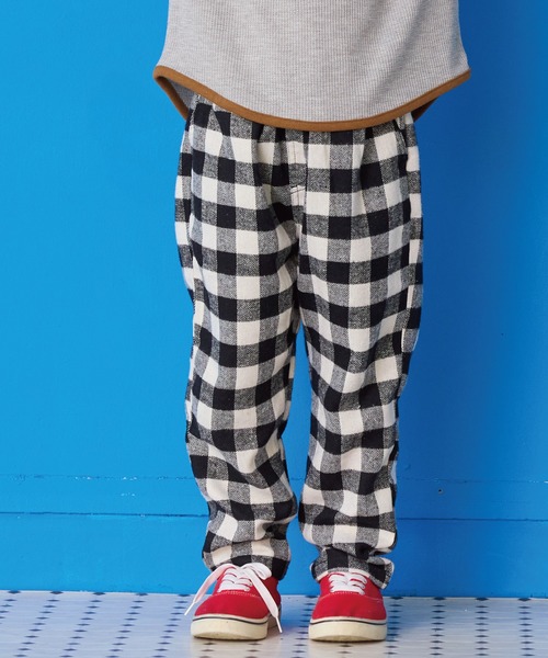 A BOND（アボンド）の「チェックタックパンツ（その他パンツ・キッズ・オフホワイト/ブルー/レッド/ブラウン/グリーン・90/100/110/120/130/140/150）」の2枚目の写真