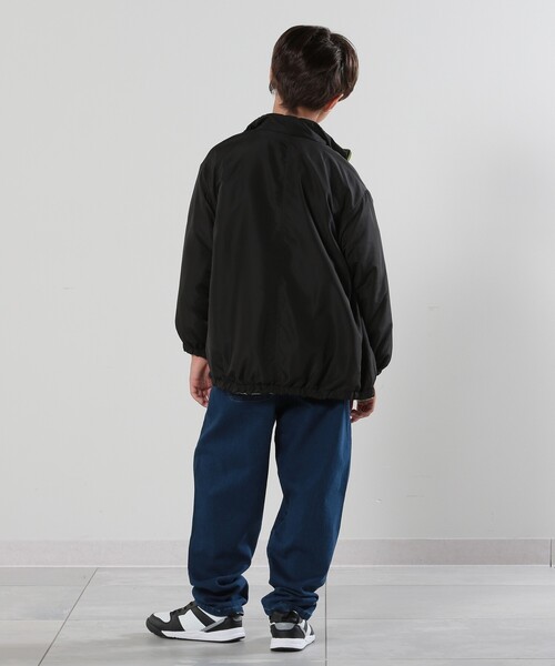 SHOO・LA・RUE(シューラルー)の「◆【洗える/110-140cm/撥水】リバーシブル フリースブルゾン(ブルゾン・キッズ・サックスブルー/ライトベージュ/カーキ/ブラック・14/13/12/11)」の8枚目の写真