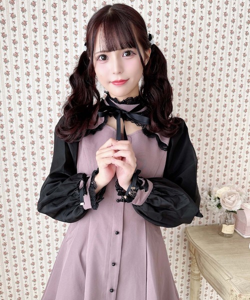 ROJITA(ロジータ)の「スタンドカラーシアースリーブワンピース(ワンピース・レディース・マルチ/ブラック/ピンク・FREE)」の15枚目の写真