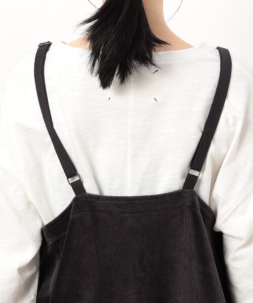 ONIGIRI（オニギリ）の「ニットコール　ジャンパースカート（ワンピース・レディース・チャコール/ベージュ・FREE）」の10枚目の写真