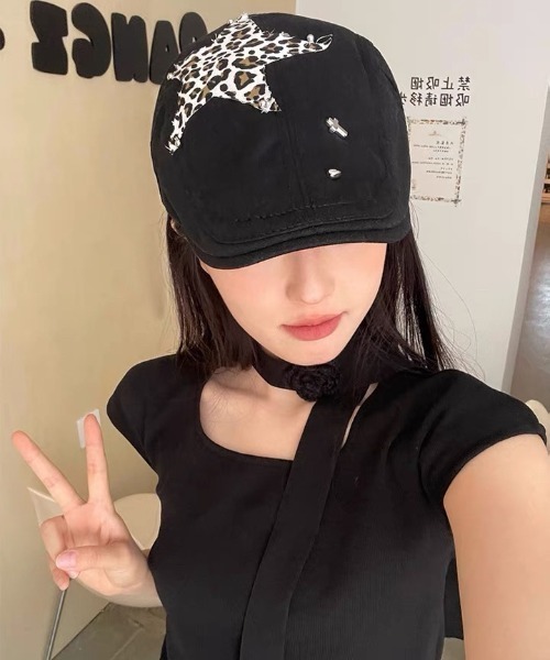 SHEENA（シーナ）の「レオパード柄スターモチーフハンチング帽（ハンチング/ベレー帽・レディース・ブラック・M）」の12枚目の写真