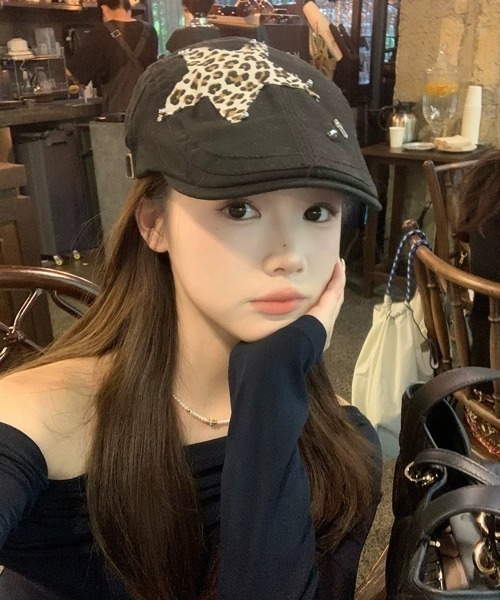 SHEENA（シーナ）の「レオパード柄スターモチーフハンチング帽（ハンチング/ベレー帽・レディース・ブラック・M）」の16枚目の写真