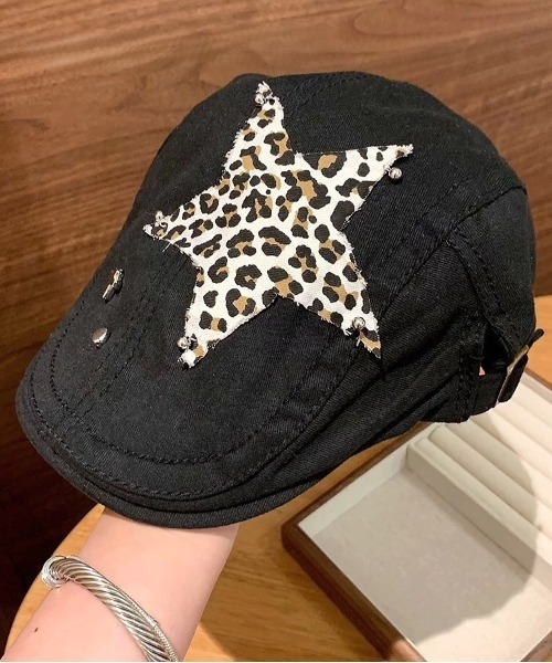 SHEENA（シーナ）の「レオパード柄スターモチーフハンチング帽（ハンチング/ベレー帽・レディース・ブラック・M）」の17枚目の写真