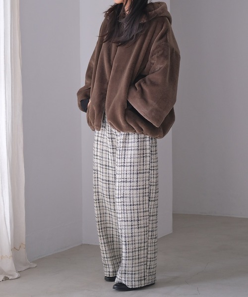 AKTE（アクテ）の「フェイクファーフーディーブルゾン（ブルゾン・レディース・ブラウン/ダークブラウン・FREE）」の11枚目の写真