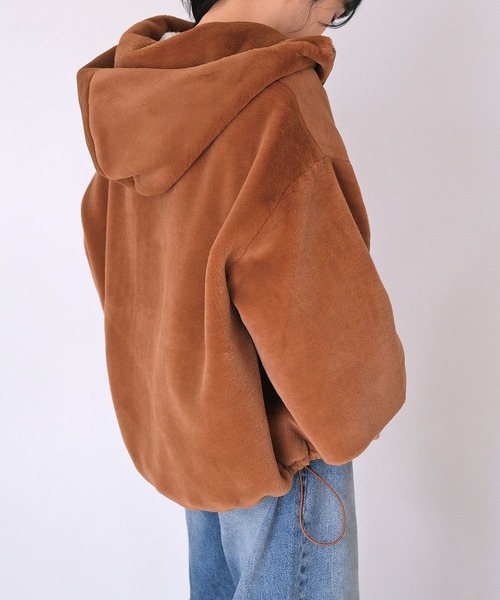 AKTE（アクテ）の「フェイクファーフーディーブルゾン（ブルゾン・レディース・ブラウン/ダークブラウン・FREE）」の21枚目の写真