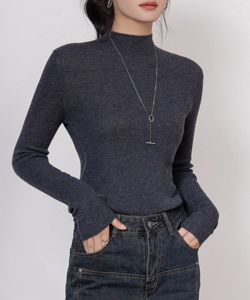 DAY CLOSET(デイ クローゼット)の「レディース 長袖エフォートレスハイネックリブニットトップス(ニット/セーター・レディース・ブラック/アイボリー/チャコールグレー/グレー/ライトグレー/ベージュ系その他/ブラウン/レッド/グリーン・FREE)」の4枚目の写真