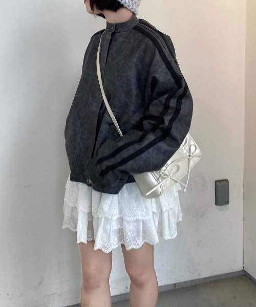 nemne store（ネンネストア）の「【Seoup】ラインレーストラックレザージャケット（ブルゾン・レディース・ブラック/ブラック系その他・フリー）」の5枚目の写真