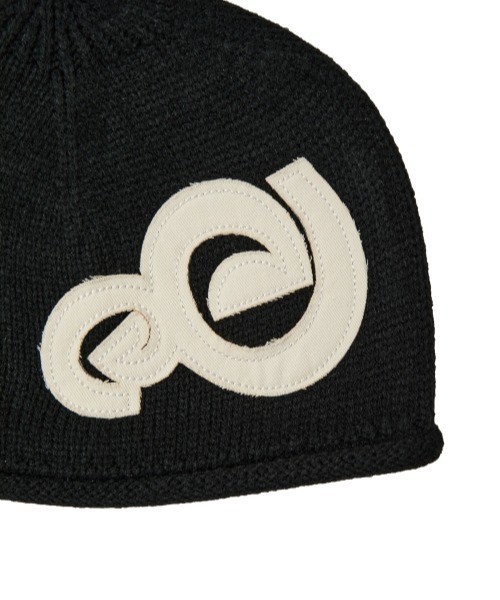 aeae（エーイーエーイー）の「APPLIQUE SPIRAL LOGO BEANIE（ニットキャップ/ビーニー・レディース・チャコール/カーキ/ブラック・FREE）」の10枚目の写真
