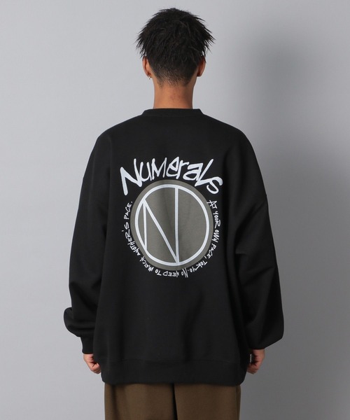 【NUMERALS】グラフィックスウェット（スウェット）｜NUMERALS（ヌメラルズ）