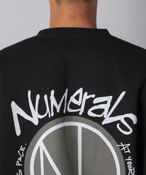 【NUMERALS】グラフィックスウェット（スウェット）｜NUMERALS（ヌメラルズ）