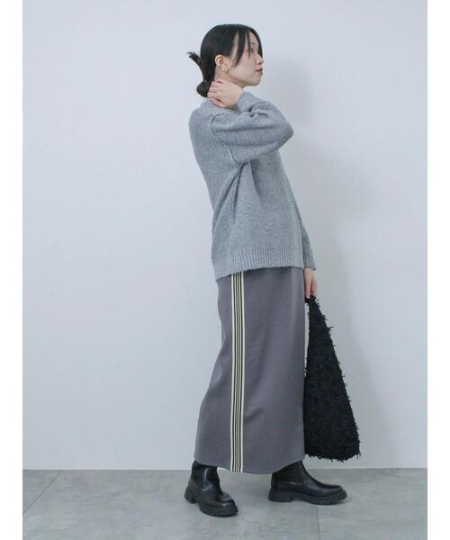 Samansa Mos2 blue(サマンサモスモスブルー)の「ラメ入りブークレヤーンプルオーバー(ニット/セーター・レディース・ピンク/ミント/グレー/ブルー/ベージュ・F)」の9枚目の写真