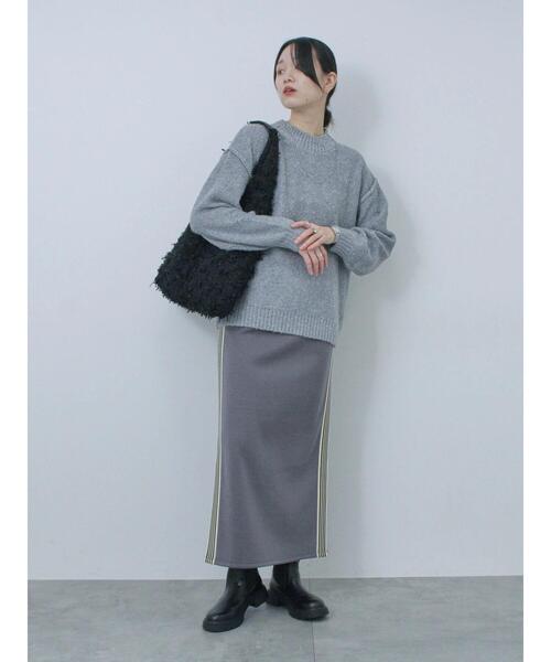 Samansa Mos2 blue(サマンサモスモスブルー)の「ラメ入りブークレヤーンプルオーバー(ニット/セーター・レディース・ピンク/ミント/グレー/ブルー/ベージュ・F)」の10枚目の写真