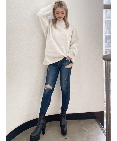 GYDA(ジェイダ)の「【ZOZO限定!!】クルーネックsleeve embroideryプルオーバー(スウェット・レディース・アイボリー/グレー/チャコールグレー・FREE)」の14枚目の写真