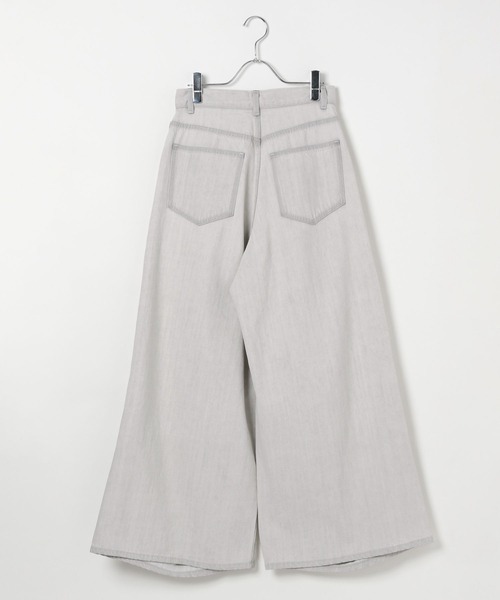 PAGEBOY(ページボーイ)の「ランダムタックデニムパンツ(デニムパンツ・レディース・ブラック/ブルー/グレー・SMALL/MEDIUM)」の9枚目の写真