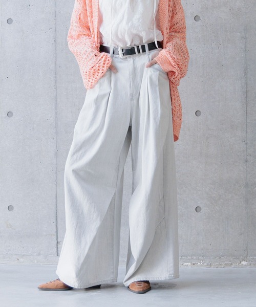 PAGEBOY(ページボーイ)の「ランダムタックデニムパンツ(デニムパンツ・レディース・ブラック/ブルー/グレー・SMALL/MEDIUM)」の21枚目の写真