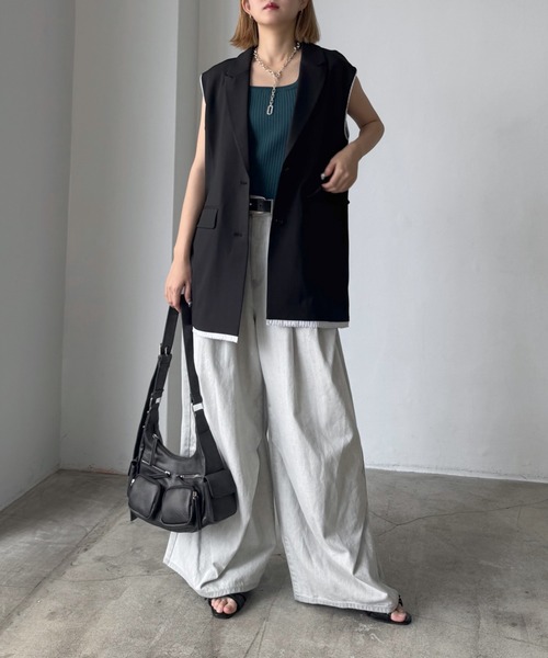PAGEBOY(ページボーイ)の「ランダムタックデニムパンツ(デニムパンツ・レディース・ブラック/ブルー/グレー・SMALL/MEDIUM)」の17枚目の写真