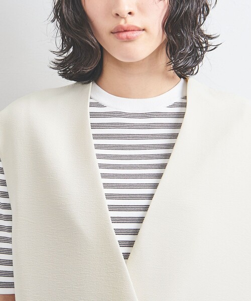 UNITED ARROWS(ユナイテッドアローズ)の「COMFY Vノーカラー ベスト -吸水速乾 UVカット ウォッシャブル-(ベスト・レディース・オフホワイト/ブラック・FREE)」の13枚目の写真