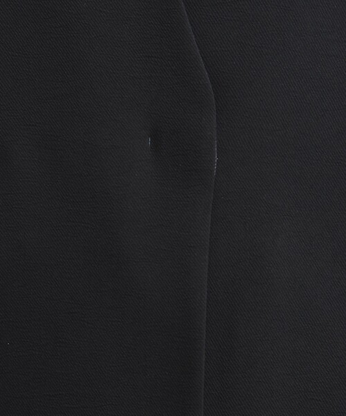 UNITED ARROWS(ユナイテッドアローズ)の「COMFY Vノーカラー ベスト -吸水速乾 UVカット ウォッシャブル-(ベスト・レディース・オフホワイト/ブラック・FREE)」の19枚目の写真