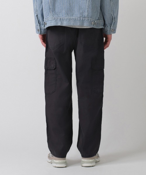 Levi's(リーバイス)の「Levi's/リーバイス 568(TM) ルーズストレート カーゴ(カーゴパンツ・メンズ・ブラック/グリーン/オフホワイト・28inch/29inch/30inch/31inch/32inch/33inch/34inch/36inch/38inch)」の5枚目の写真