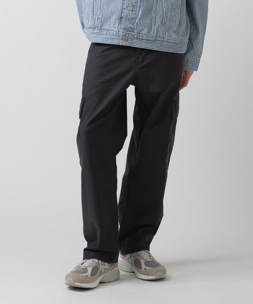 Levi's(リーバイス)の「Levi's/リーバイス 568(TM) ルーズストレート カーゴ(カーゴパンツ・メンズ・ブラック/グリーン/オフホワイト・28inch/29inch/30inch/31inch/32inch/33inch/34inch/36inch/38inch)」の8枚目の写真