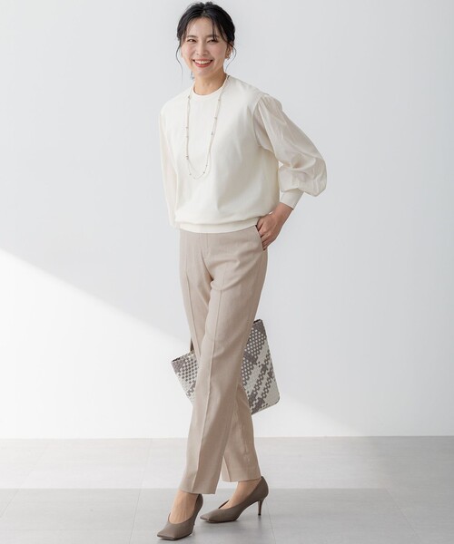 23区 L（ニジュウサンクオオキイサイズ）の「【洗える】コンフォートストレッチ パフスリーブ ニット（ニット/セーター・レディース・ブラック系/アイボリー系/ライトグリーン系・44/46/48）」の7枚目の写真