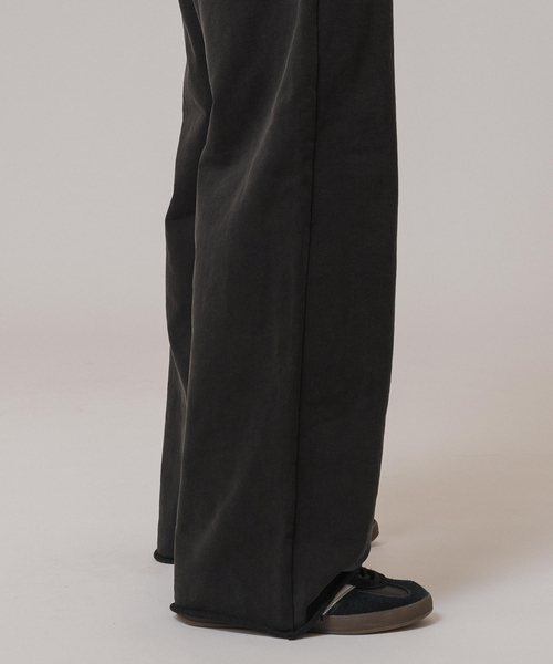 EDIFICE（エディフィス）の「Ecofade バギー スウェットパンツ（スラックス・メンズ・ブラック/ネイビー・MEDIUM/LARGE）」の14枚目の写真