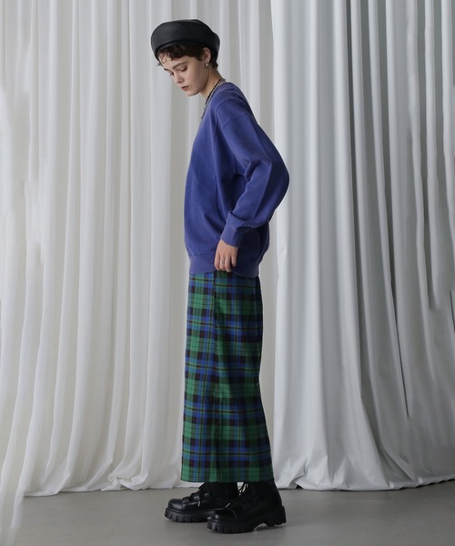 ROSE BUD（ローズバッド）の「【WEB・一部店舗限定】SPRAY  BLEACH PANEL SWEAT（スウェット・レディース・グレー/ブルー・ONE SIZE）」の4枚目の写真