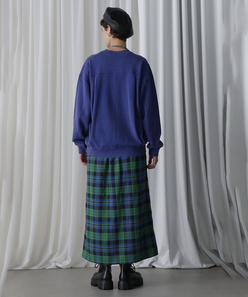 ROSE BUD（ローズバッド）の「【WEB・一部店舗限定】SPRAY  BLEACH PANEL SWEAT（スウェット・レディース・グレー/ブルー・ONE SIZE）」の5枚目の写真