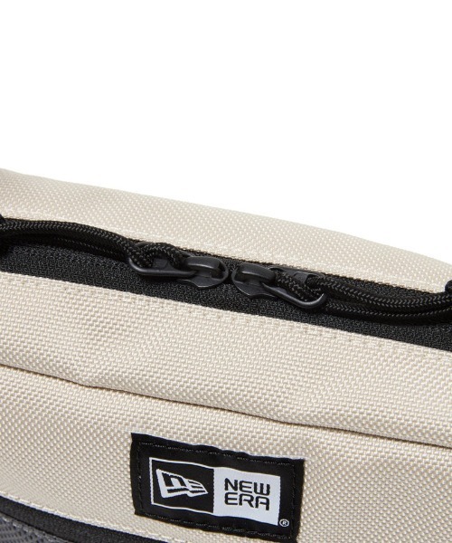 NEW ERA（ニューエラ）の「NEW ERA/ニューエラ ショルダーバッグ SHOULDER POUCH ショルダーポーチ ラージ 2L 14521314/14521315/14521316/14750860（ショルダーバッグ・メンズ・ブラック/ブラック×ホワイト/ストーン/ネイビー・FREE）」の13枚目の写真
