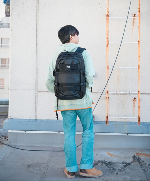 NEW ERA/ニューエラ】SKATEBOARD URBAN PAC（バックパック/リュック