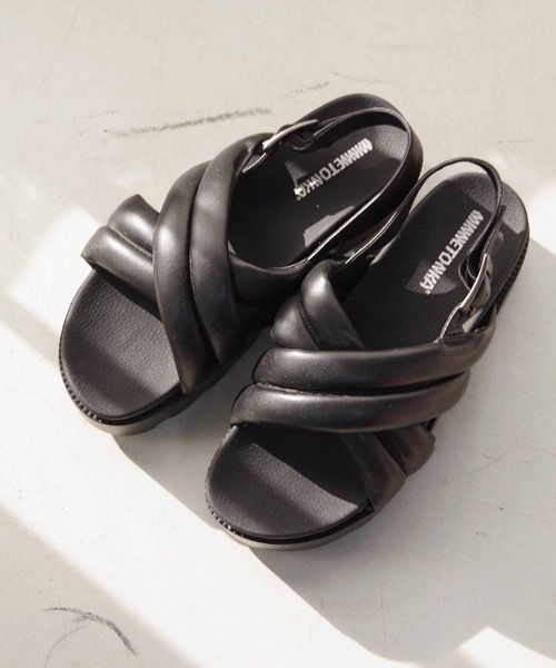 Minnetonka（ミネトンカ）の「【MINNETONKA/ミネトンカ】 クロスベルトパデッドサンダル パフィーサンダル 23M03（サンダル・レディース・シルバー/ブラック/ホワイト/ベージュ・5/6/7/8/9）」の3枚目の写真