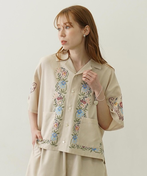 MILKFED.（ミルクフェド）の「CROSS STITCH STYLE SHIRT（シャツ/ブラウス・レディース・ライトグリーン/ネイビー/オフホワイト・ONE SIZE）」の2枚目の写真