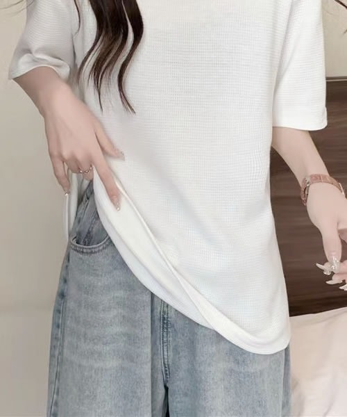 Pittok(ピットク)の「ラウンドネックワッフル生地プルオーバー(Tシャツ/カットソー・レディース・ホワイト/カーキ・MEDIUM)」の11枚目の写真