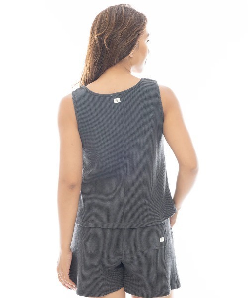 BILLABONG(ビラボン)の「BILLABONG レディース 【CHILLWEAR】 WAFFLE TANK TOP タンクトップ 【2025年春夏モデル】/ビラボンセットアップ対応ワッフルタンクトップ(タンクトップ・レディース・ブラック系その他/アイボリー/ピンク系その他・MEDIUM)」の9枚目の写真