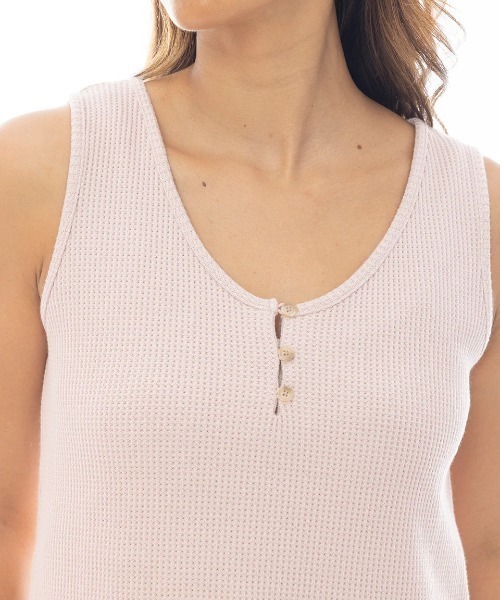 BILLABONG(ビラボン)の「BILLABONG レディース 【CHILLWEAR】 WAFFLE TANK TOP タンクトップ 【2025年春夏モデル】/ビラボンセットアップ対応ワッフルタンクトップ(タンクトップ・レディース・ブラック系その他/アイボリー/ピンク系その他・MEDIUM)」の15枚目の写真