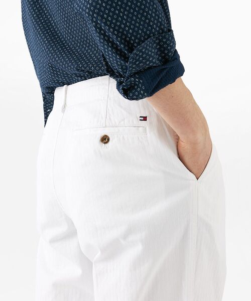 TOMMY HILFIGER（トミーヒルフィガー）の「ヘリンボーンチノパンツ（チノパンツ・メンズ・ホワイト・34inch/32inch/30inch/36inch）」の6枚目の写真