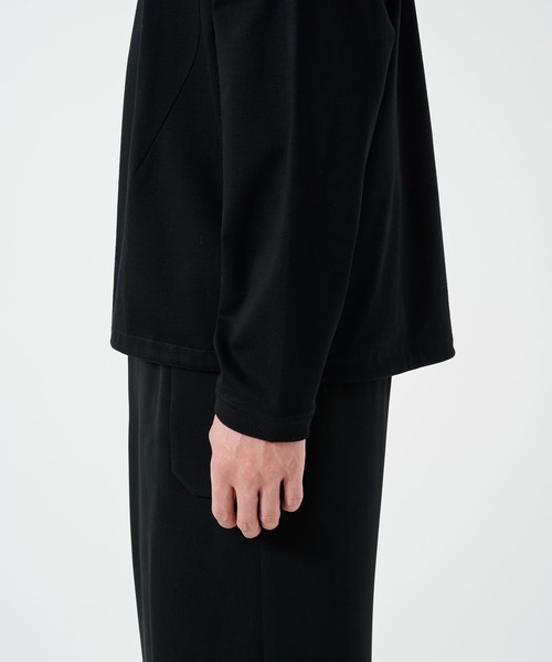 STUDIOUS(ステュディオス)の「DRAWCORD SWEAT SHIRTS(Tシャツ/カットソー・メンズ・ブラック/ライトグレー/ダークグレー・1/2)」の5枚目の写真