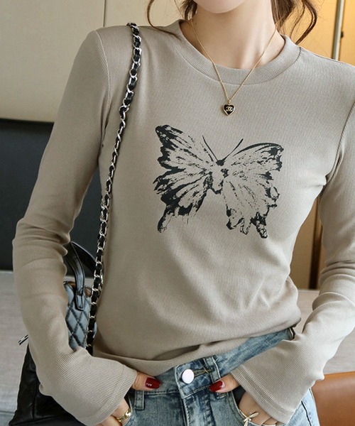 VIBGYOR(ヴィブジョー)の「【EIZZ/アイズ】幻想蝶プリント ロングスリーブ Tシャツ(Tシャツ/カットソー・レディース・ホワイト/ライトグレー/チャコール/ブラック/カーキ・FREE)」の15枚目の写真