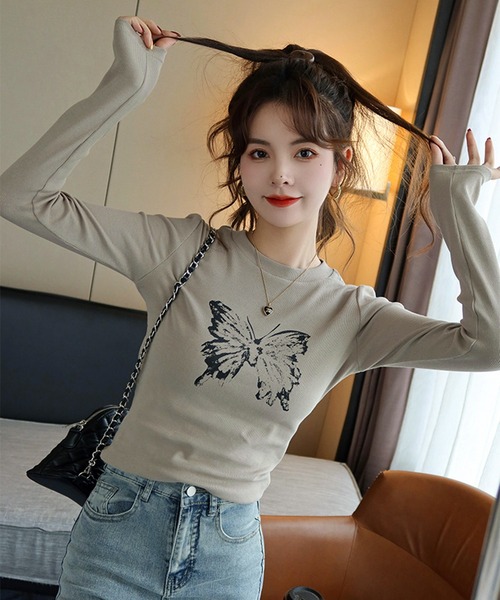 VIBGYOR(ヴィブジョー)の「【EIZZ/アイズ】幻想蝶プリント ロングスリーブ Tシャツ(Tシャツ/カットソー・レディース・ホワイト/ライトグレー/チャコール/ブラック/カーキ・FREE)」の14枚目の写真
