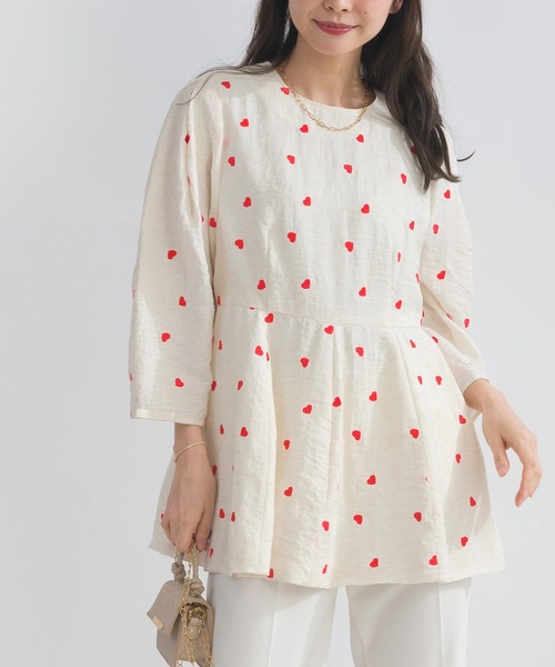 PICCIN PERLA(ピッチンペルラ)の「ハート刺繍袖リボンペプラムブラウス(シャツ/ブラウス・レディース・ブラック/アイボリー・M)」の21枚目の写真