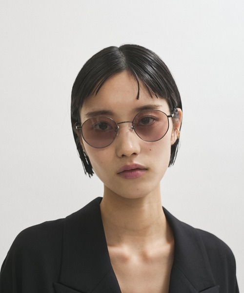 ADAM ET ROPE'（アダムエロペ）の「ボストンメタルフレームUVカットグラス（サングラス・レディース・シルバー/その他1・FREE）」の4枚目の写真