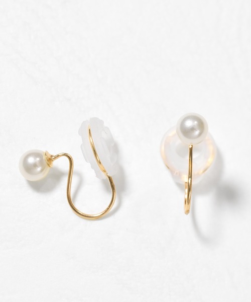 Jewel closet by L&Co.(ジュエルクローゼットバイエルアンドコー)の「K10 シェル/貝 パール イヤリング(イヤリング・レディース・ゴールド系その他3/ゴールド系その他2/ゴールド系その他・FREE)」の1枚目の写真