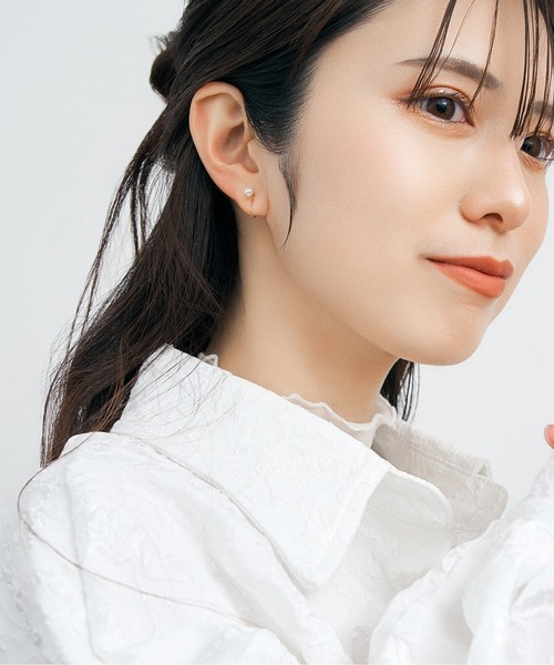 Jewel closet by L&Co.(ジュエルクローゼットバイエルアンドコー)の「K10 シェル/貝 パール イヤリング(イヤリング・レディース・ゴールド系その他3/ゴールド系その他2/ゴールド系その他・FREE)」の10枚目の写真
