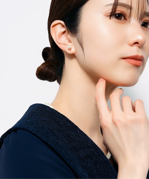 Jewel closet by L&Co.(ジュエルクローゼットバイエルアンドコー)の「K10 シェル/貝 パール イヤリング(イヤリング・レディース・ゴールド系その他3/ゴールド系その他2/ゴールド系その他・FREE)」の16枚目の写真