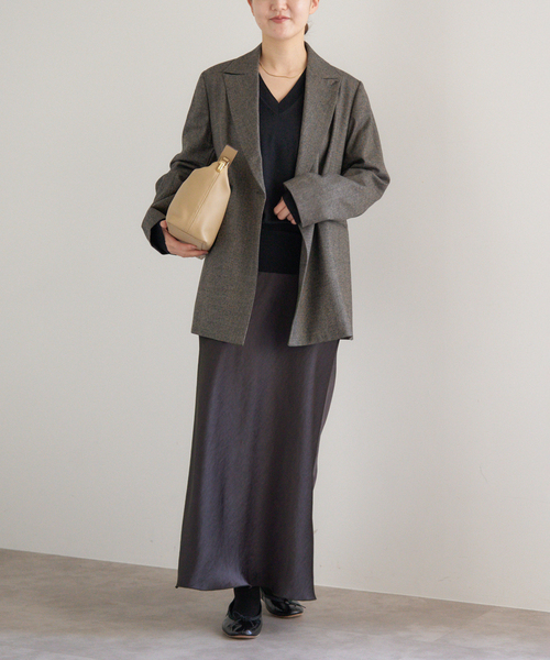 IENA（イエナ）の「《追加13》ダブルサテンスカート（スカート・レディース・ホワイト系その他/ブラウン/ネイビー/ゴールド・34/36/38/40）」の10枚目の写真