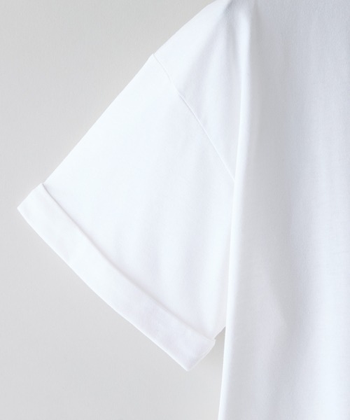 JEANS MATE（ジーンズメイト）の「【汗染みの目立ちにくいTシャツ ZEROSTAIN/ゼロステイン】ロールカフサイドスリットTシャツ 撥水・防汚加工 涼しい・透けにくい サイドスリット（Tシャツ/カットソー・レディース・スミクロ/ダークグリーン/ブラック/ホワイト/パープル・LARGE/MEDIUM）」の10枚目の写真