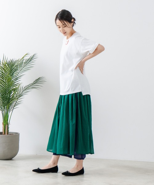JEANS MATE（ジーンズメイト）の「【汗染みの目立ちにくいTシャツ ZEROSTAIN/ゼロステイン】ロールカフサイドスリットTシャツ 撥水・防汚加工 涼しい・透けにくい サイドスリット（Tシャツ/カットソー・レディース・スミクロ/ダークグリーン/ブラック/ホワイト/パープル・LARGE/MEDIUM）」の16枚目の写真