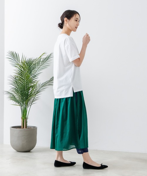 JEANS MATE（ジーンズメイト）の「【汗染みの目立ちにくいTシャツ ZEROSTAIN/ゼロステイン】ロールカフサイドスリットTシャツ 撥水・防汚加工 涼しい・透けにくい サイドスリット（Tシャツ/カットソー・レディース・スミクロ/ダークグリーン/ブラック/ホワイト/パープル・LARGE/MEDIUM）」の18枚目の写真