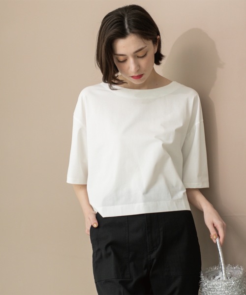 OPAQUE.CLIP(オペークドットクリップ)の「◆ボートネックショートTシャツ【洗濯機洗い可】(Tシャツ/カットソー・レディース・ホワイト/ブラック/チャコールグレー/ブルー・38/40/42)」の6枚目の写真